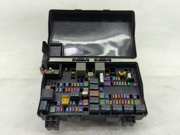 2016 Dodge Durango Fusebox Fuse Box Panel Relay Module P/N:7140-5131-30 7140-1980-30 Fits OEM Used Auto Parts