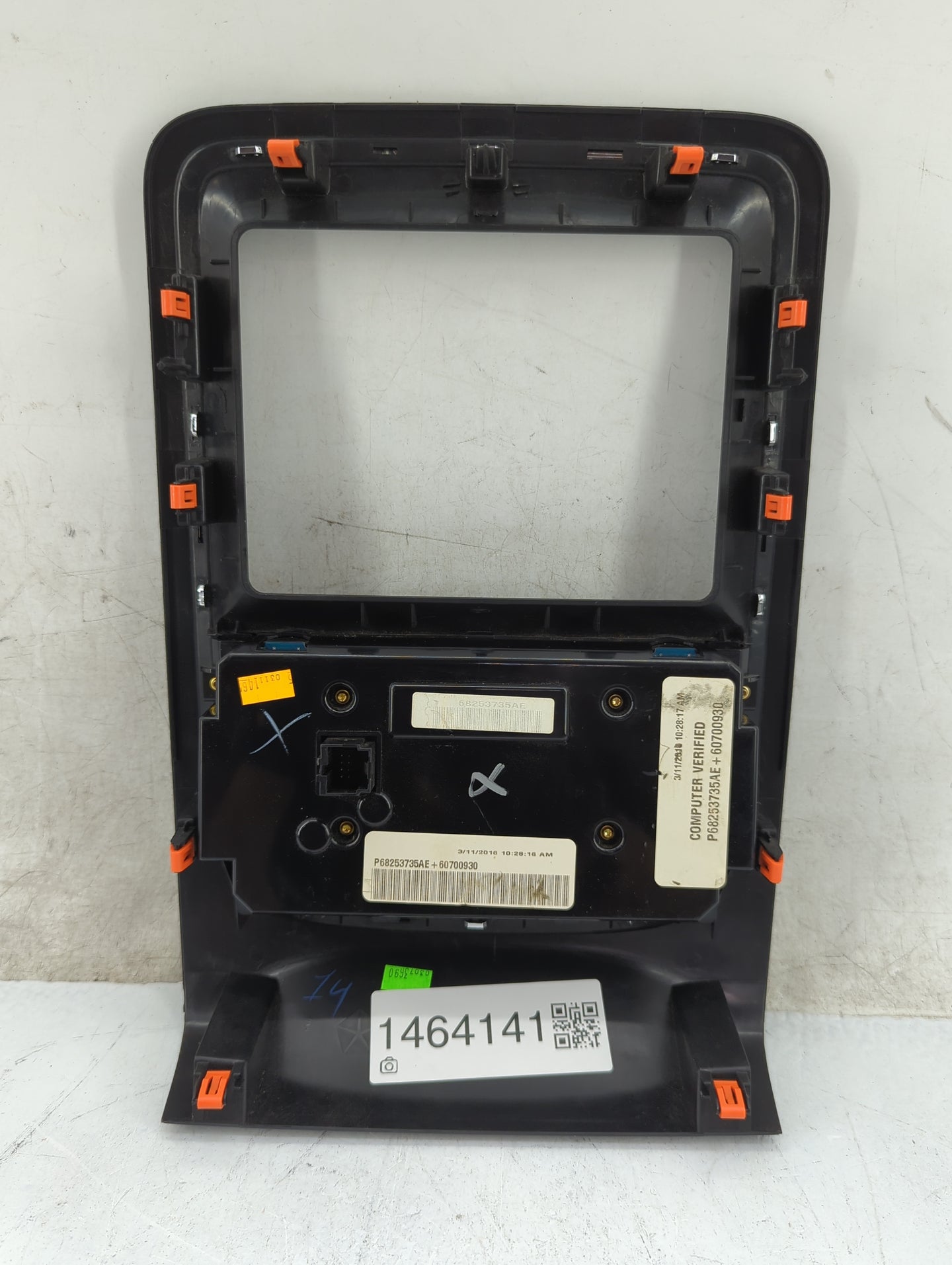 2016-2017 Dodge Durango Climate Control Module Temperature AC/Heater Replacement Fits Fits 2016 2017 OEM Used Auto Parts - O
