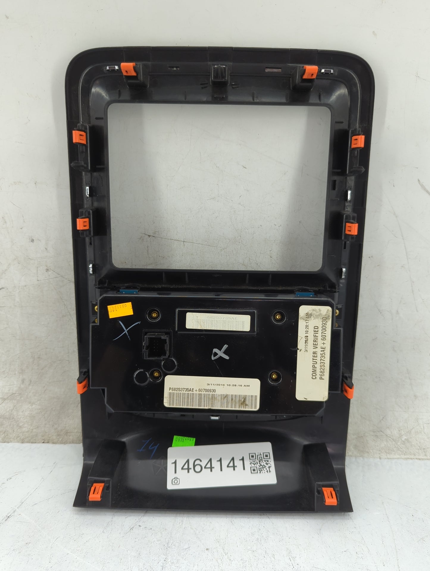 2016-2017 Dodge Durango Climate Control Module Temperature AC/Heater Replacement Fits Fits 2016 2017 OEM Used Auto Parts - O