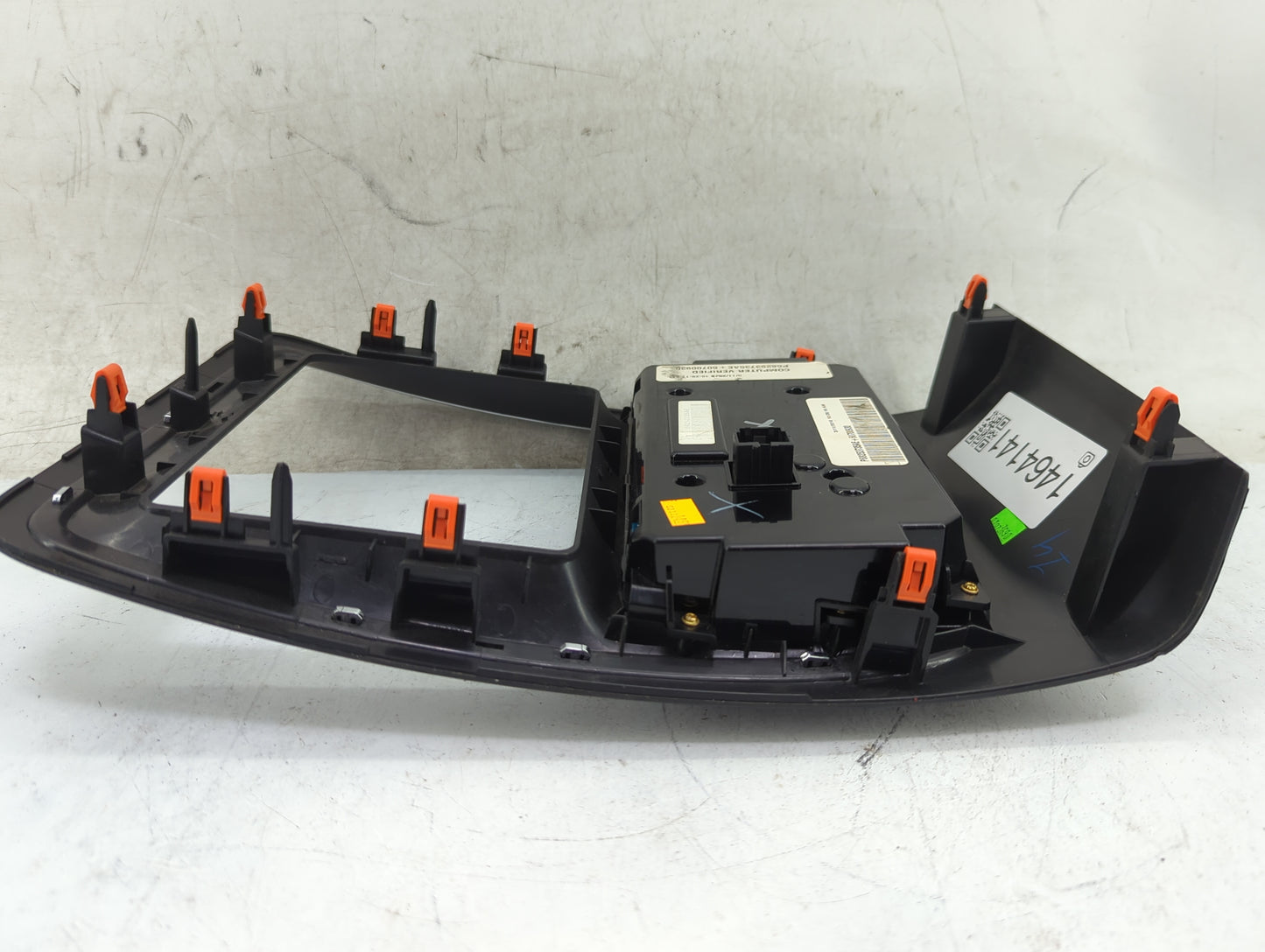 2016-2017 Dodge Durango Climate Control Module Temperature AC/Heater Replacement Fits Fits 2016 2017 OEM Used Auto Parts - O