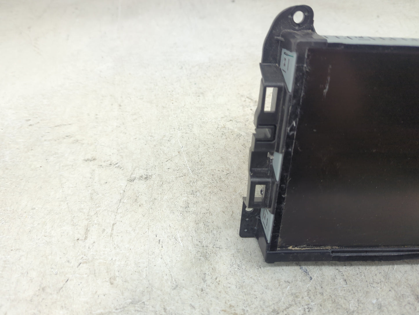 2016 Dodge Durango Radio AM FM Cd Player Receiver Replacement P/N:2098978-1 Fits OEM Used Auto Parts - Oemusedautoparts1.com