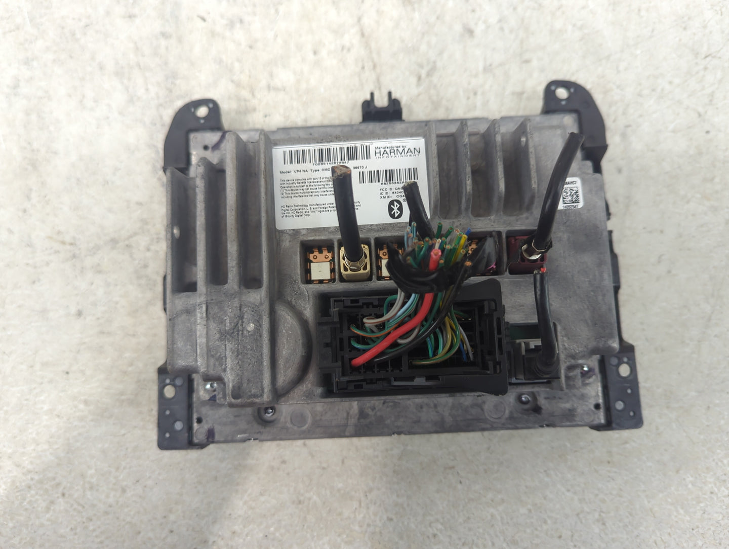 2016 Dodge Durango Radio AM FM Cd Player Receiver Replacement P/N:2098978-1 Fits OEM Used Auto Parts - Oemusedautoparts1.com