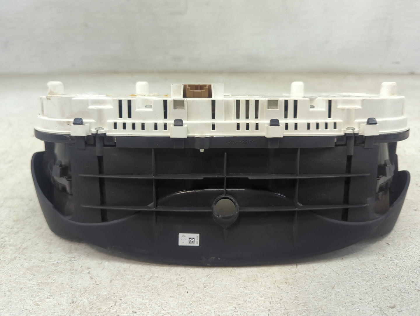 2016 Dodge Durango Instrument Cluster Speedometer Gauges P/N:68251670AG CR-0043-201-NR-CGAG Miles:100K Fits OEM Used Auto Pa