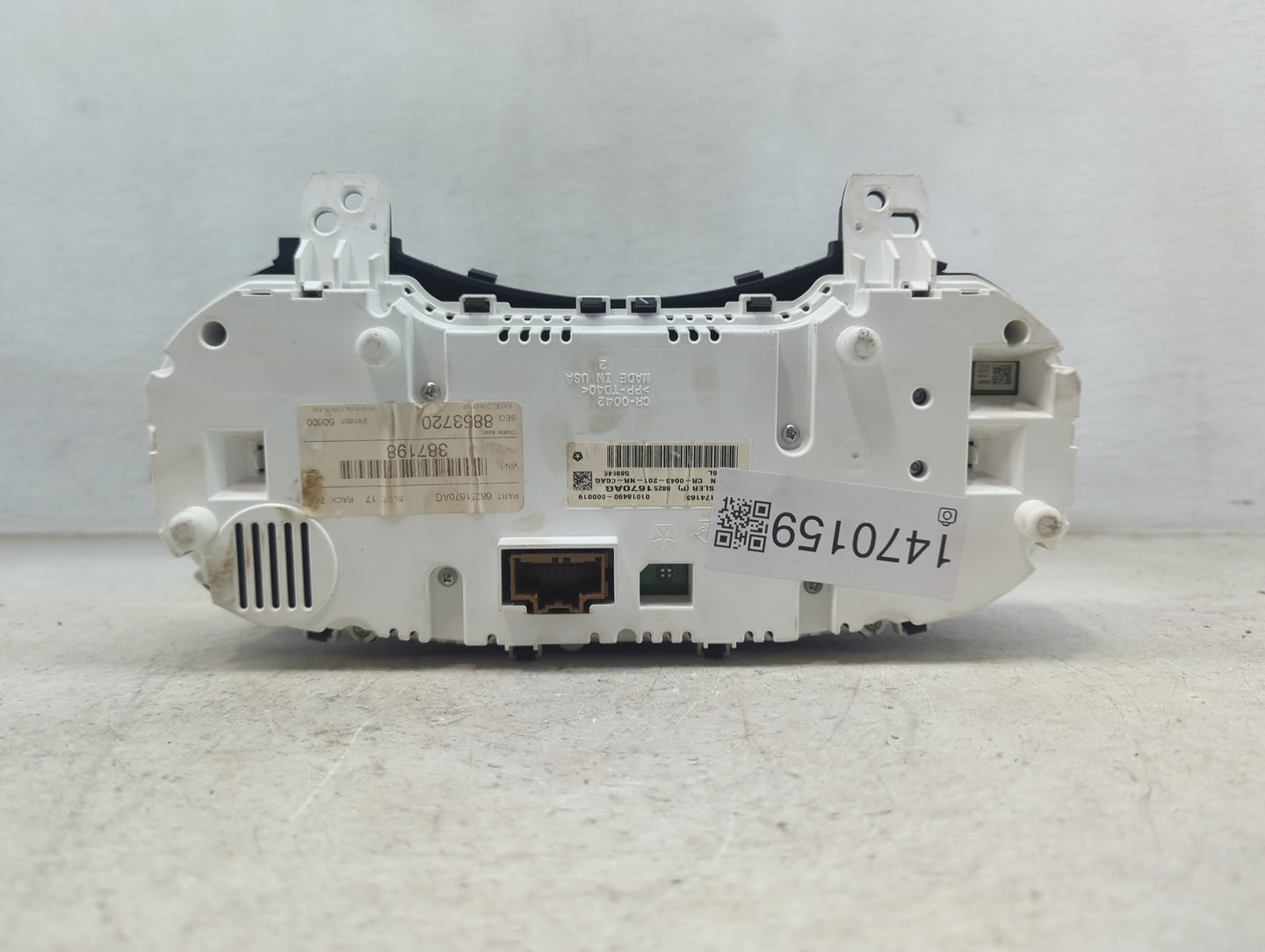 2016 Dodge Durango Instrument Cluster Speedometer Gauges P/N:68251670AG CR-0043-201-NR-CGAG Miles:100K Fits OEM Used Auto Pa