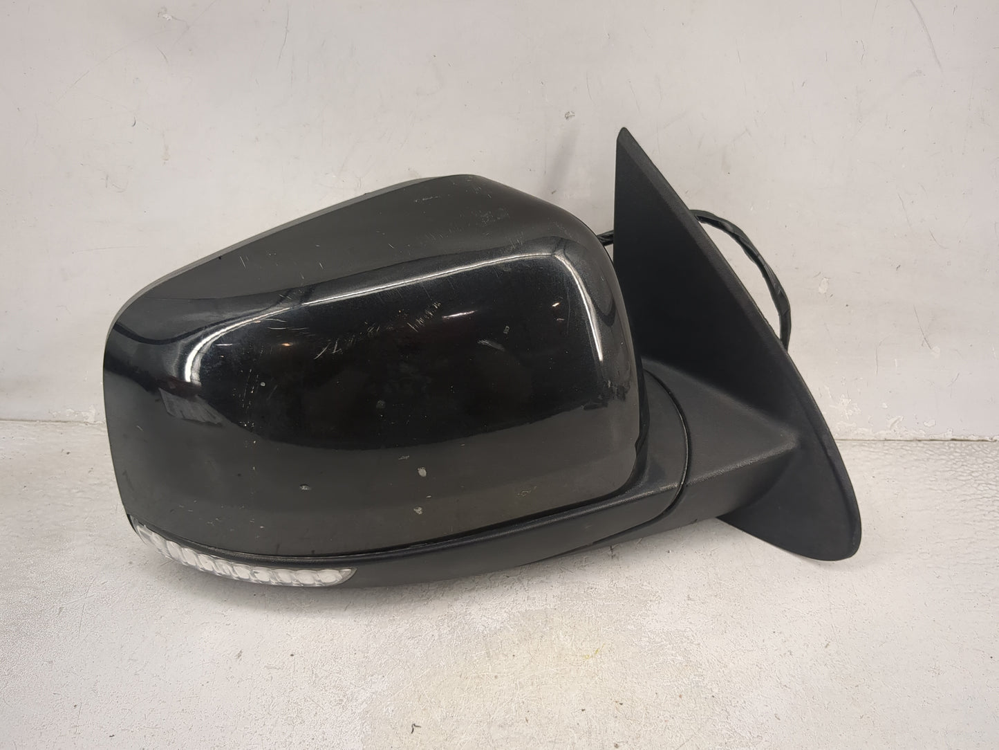 2011-2021 Dodge Durango Passenger Side View Mirror - Right Door Mirror OEM Used - Oemusedautoparts1.com