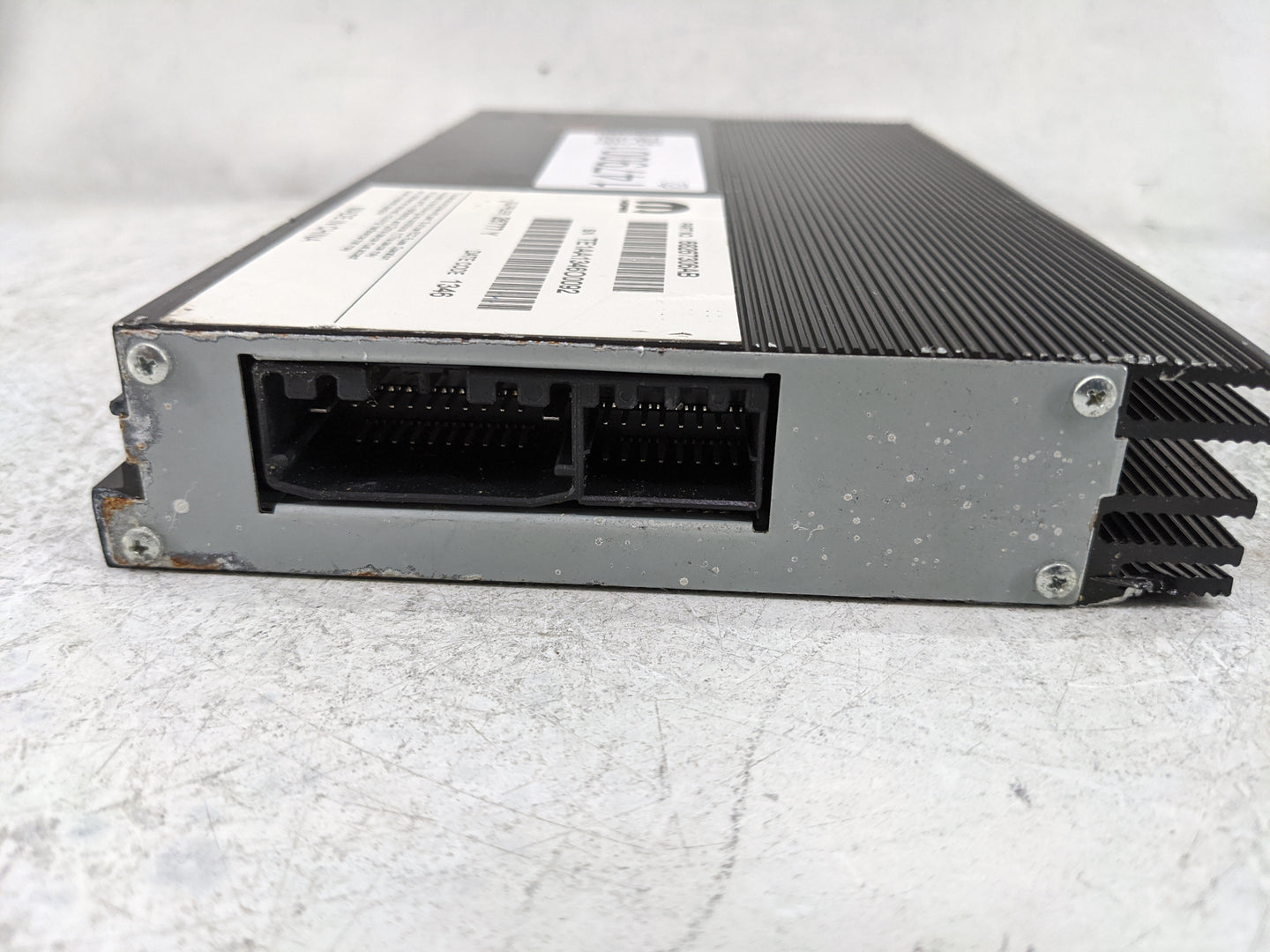 2011-2016 Dodge Durango Radio Speaker Amplifier - Oemusedautoparts1.com