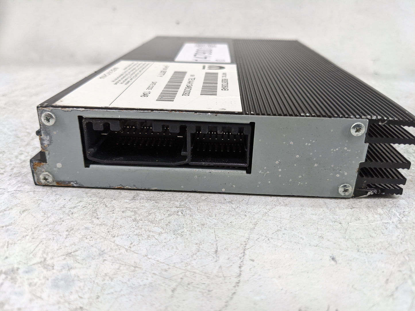 2011-2016 Dodge Durango Radio Speaker Amplifier - Oemusedautoparts1.com