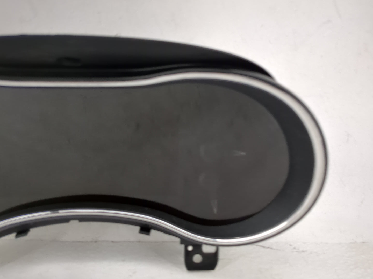 2016 Dodge Durango Instrument Cluster Speedometer Gauges P/N:68251670AG CR-0043-201-NR-CGAG Miles: Fits OEM Used Auto Parts 