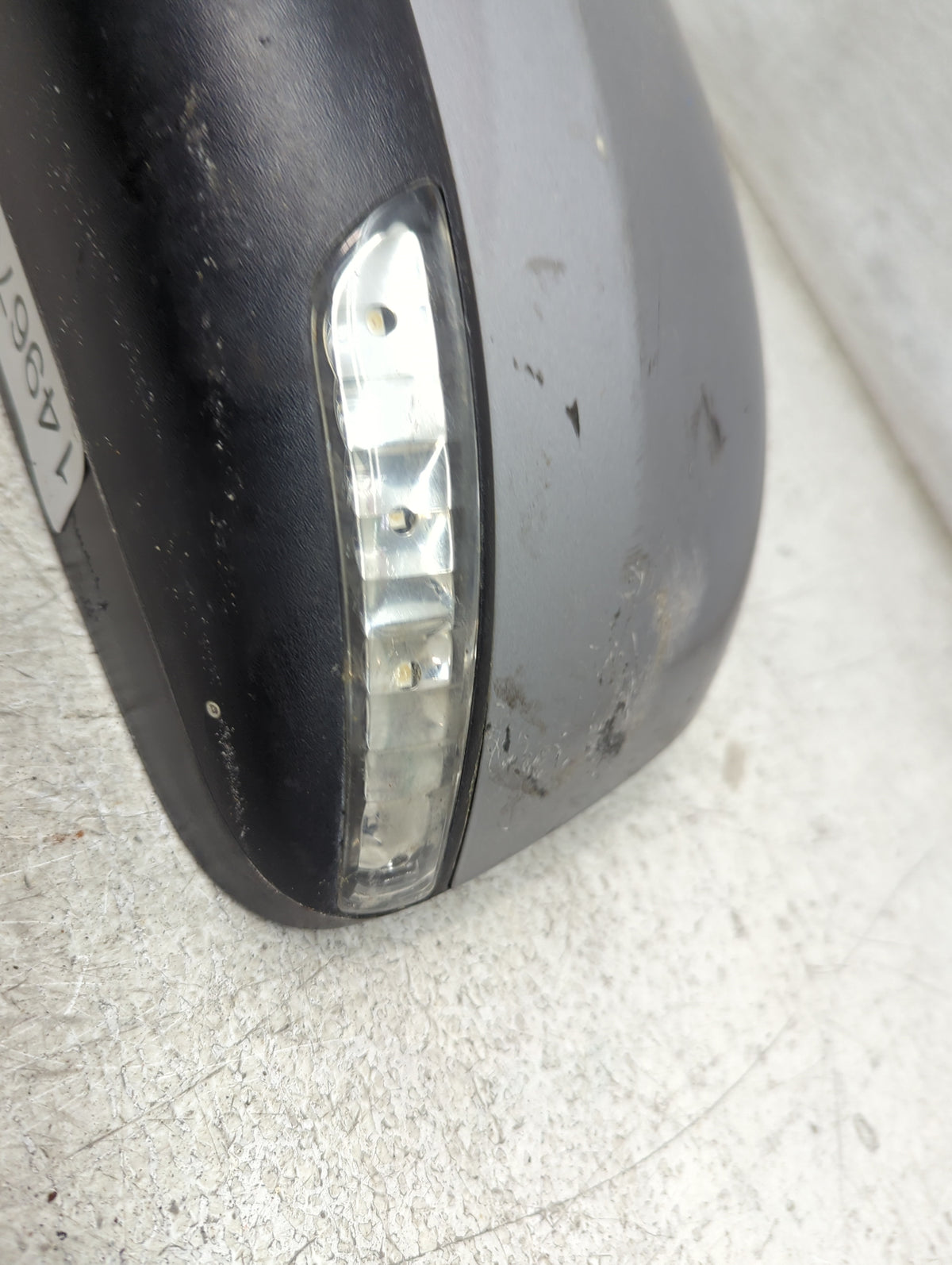 2011-2021 Dodge Durango Driver Side View Mirror - Left Door Mirror OEM Used - Oemusedautoparts1.com