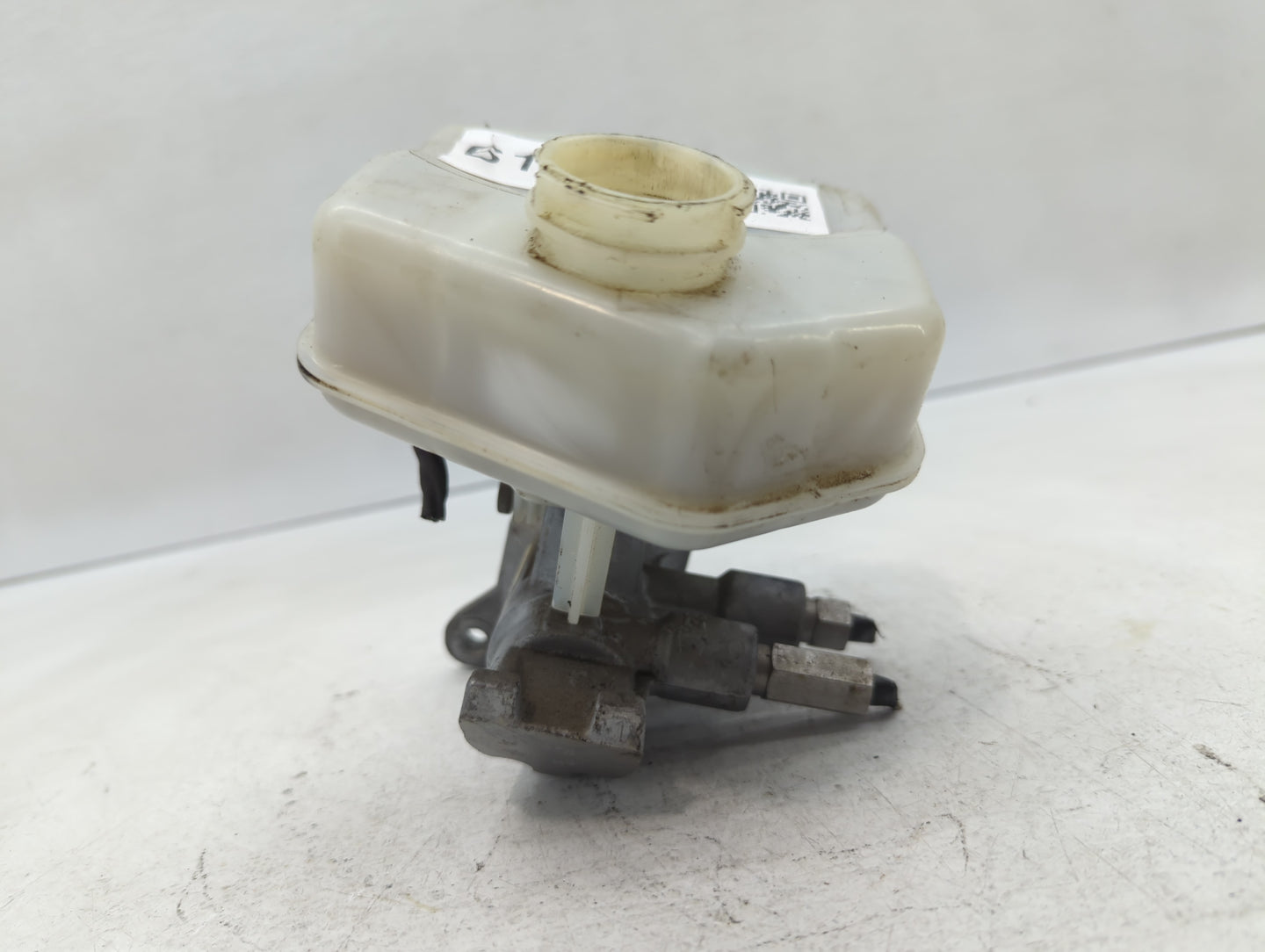 2016-2022 Dodge Durango Brake Master Cylinder 610683 - Oemusedautoparts1.com