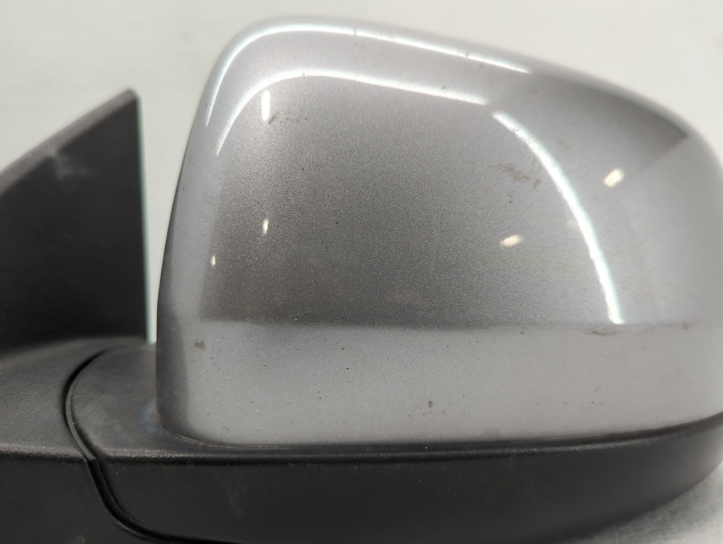 2016 Dodge Durango Driver Side View Mirror - Left Door Mirror OEM Used - Oemusedautoparts1.com