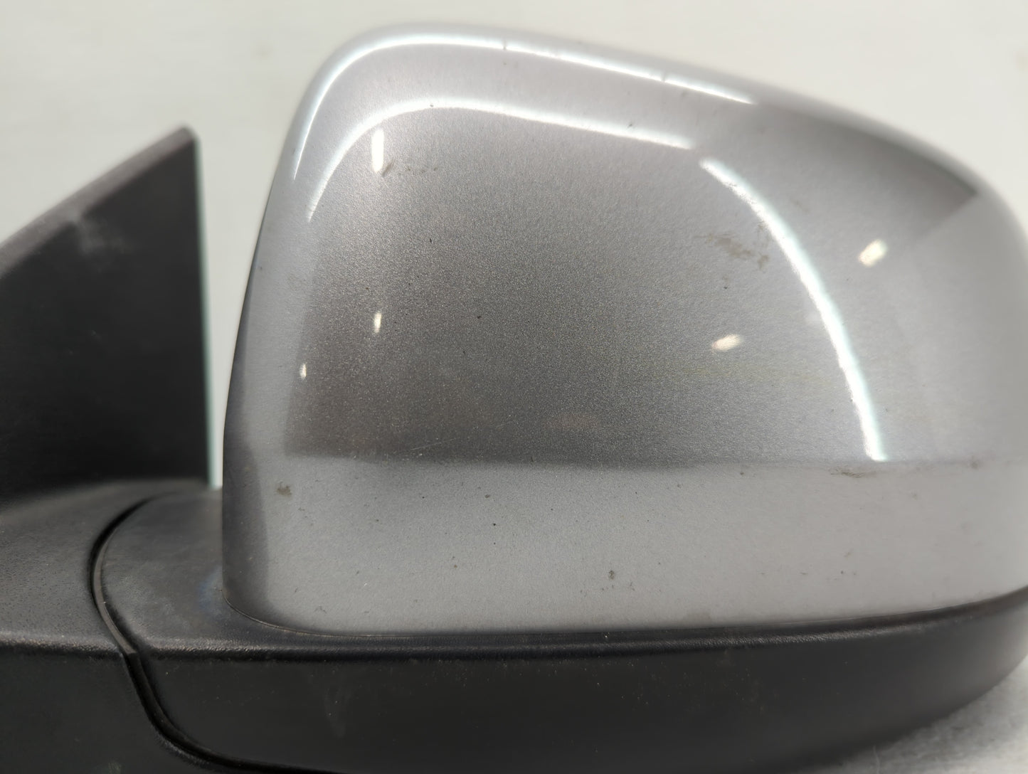 2016 Dodge Durango Driver Side View Mirror - Left Door Mirror OEM Used - Oemusedautoparts1.com