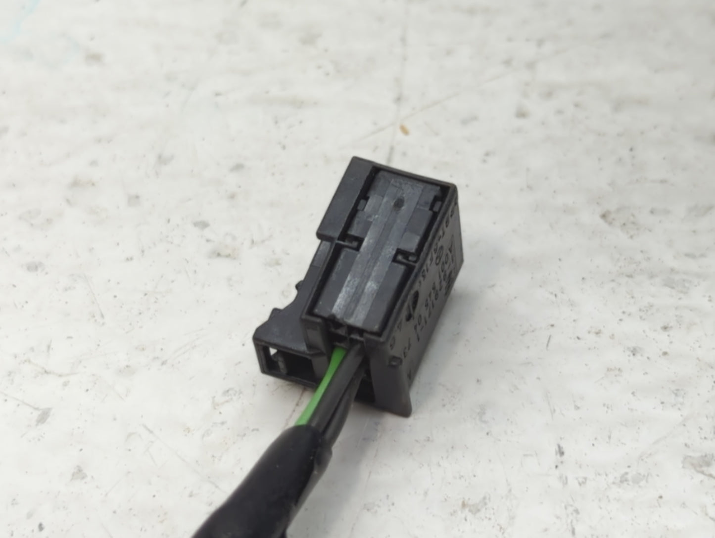 2016 Dodge Durango Side Mirror Replacement Driver Left View Door Mirror P/N:1NT29BR8AJ 1NT29AXRAJ, E11026536, E11026144 Fits