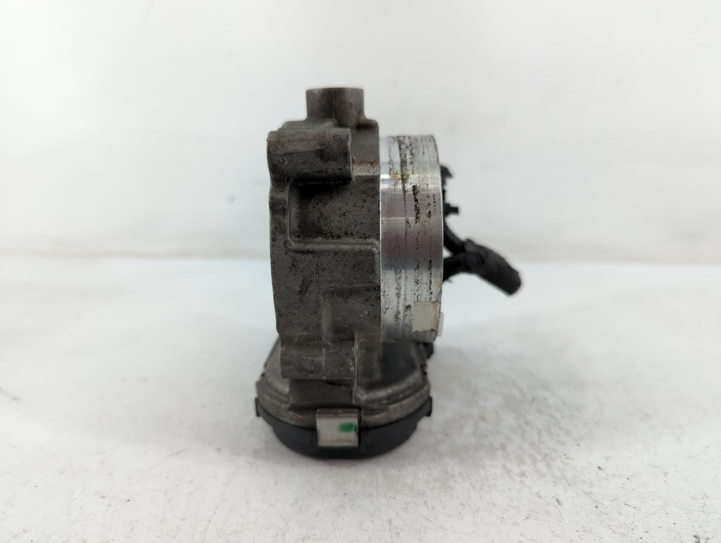 2011-2022 Dodge Durango Throttle Body P/N:0518439AC 0 280 750 570 Fits OEM Used Auto Parts - Oemusedautoparts1.com