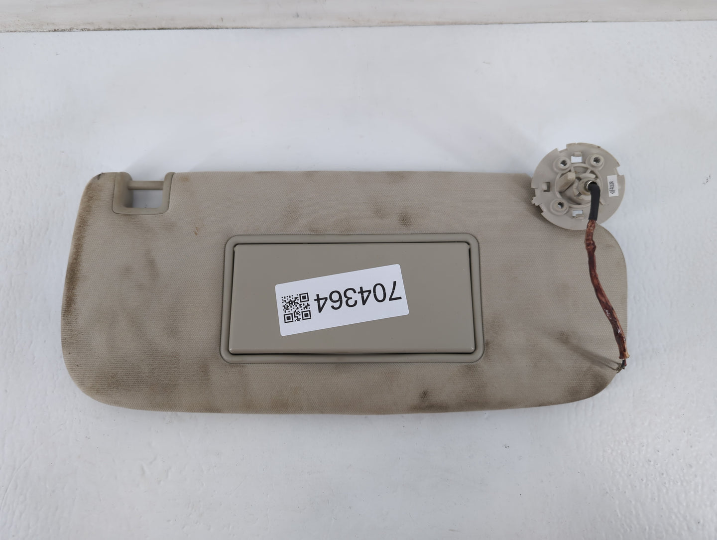 2011-2022 Dodge Durango Sun Visor Shade Replacement Passenger Right Mirror Fits OEM Used Auto Parts - Oemusedautoparts1.com