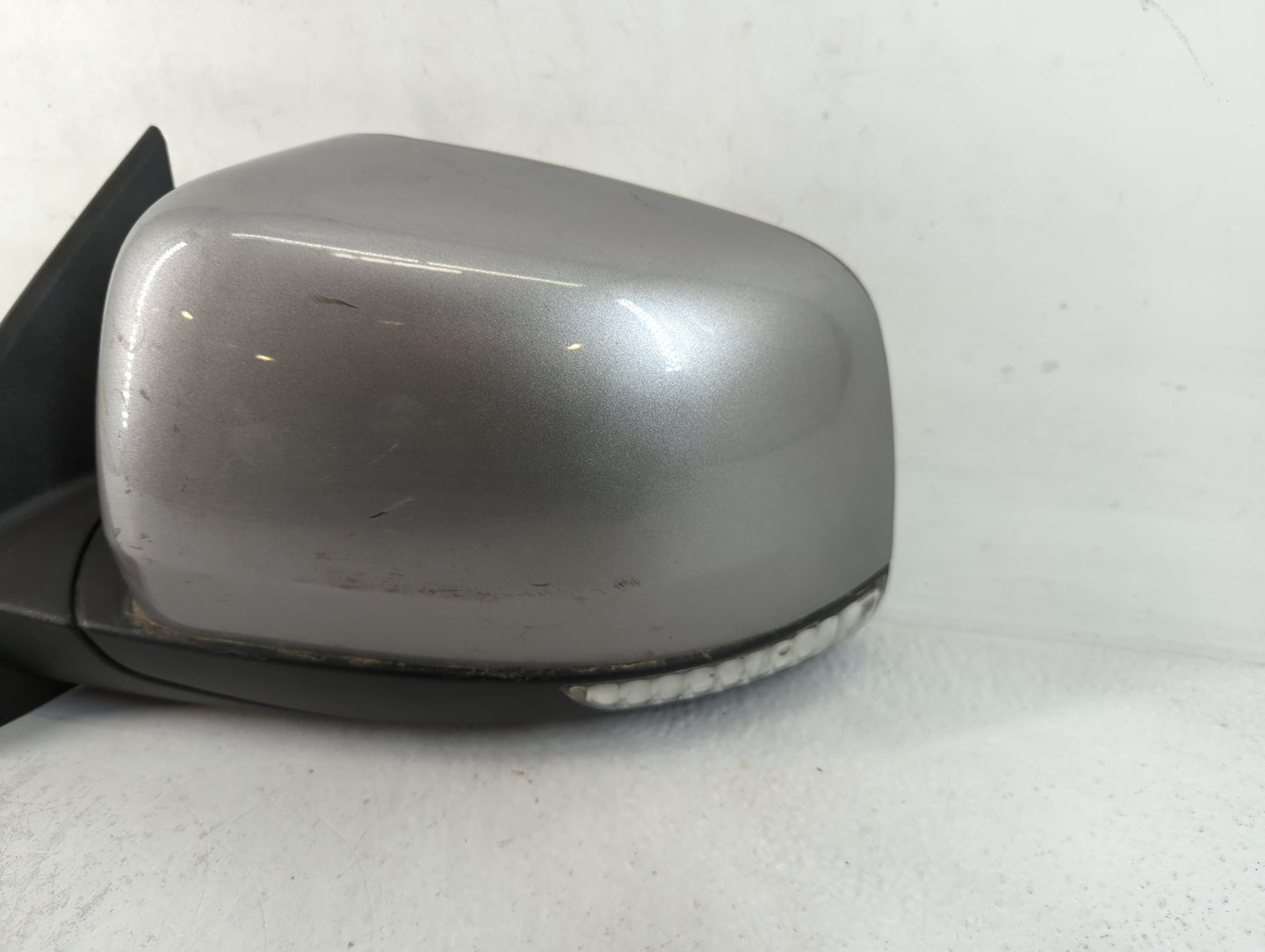 2016 Dodge Durango Driver Side View Mirror - Left Door Mirror OEM Used - Oemusedautoparts1.com
