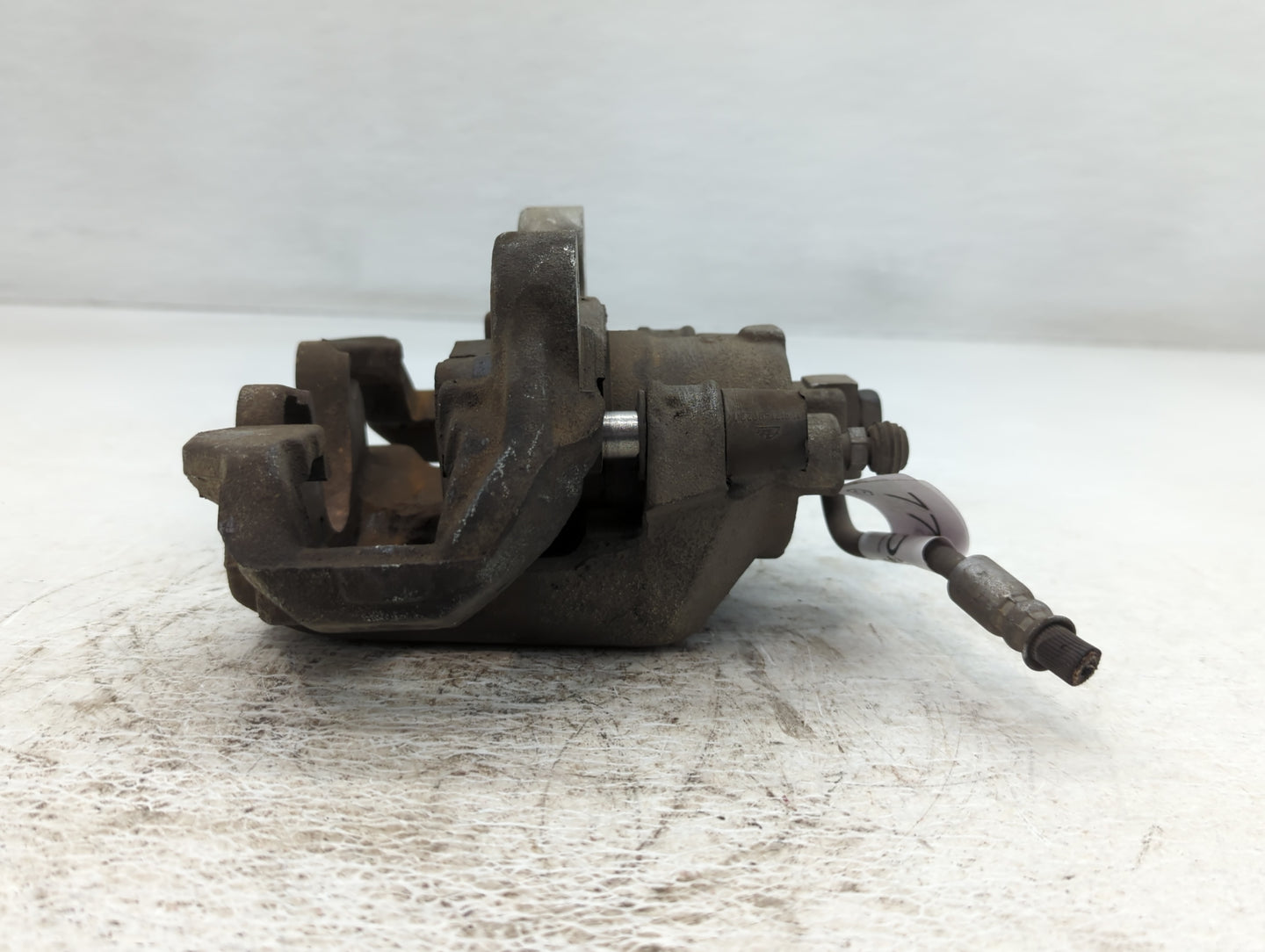 2011-2020 Dodge Durango Front Passenger Right Brake Caliper - Oemusedautoparts1.com