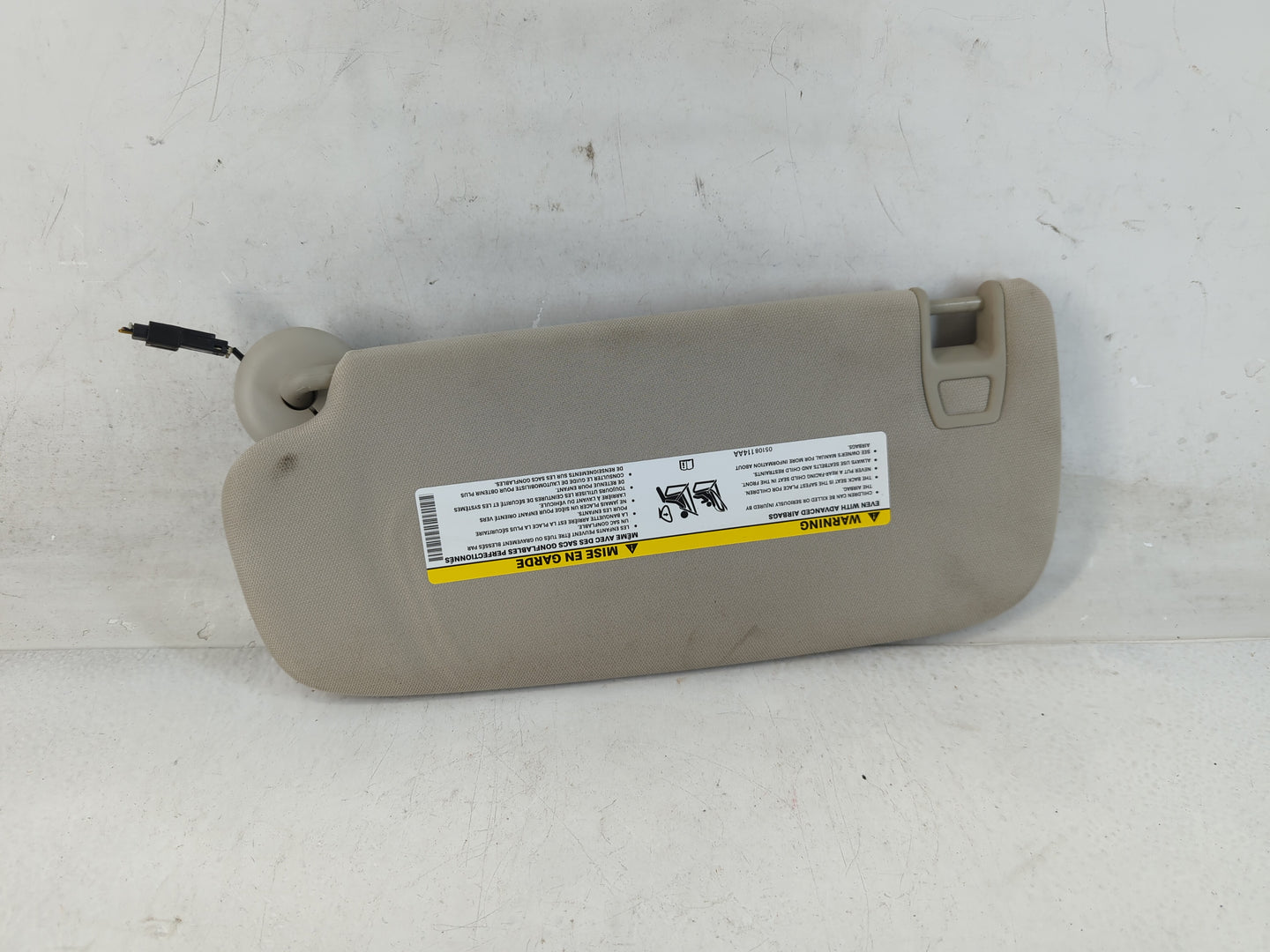 2011-2022 Dodge Durango Sun Visor Shade Replacement Passenger Right Mirror Fits OEM Used Auto Parts - Oemusedautoparts1.com