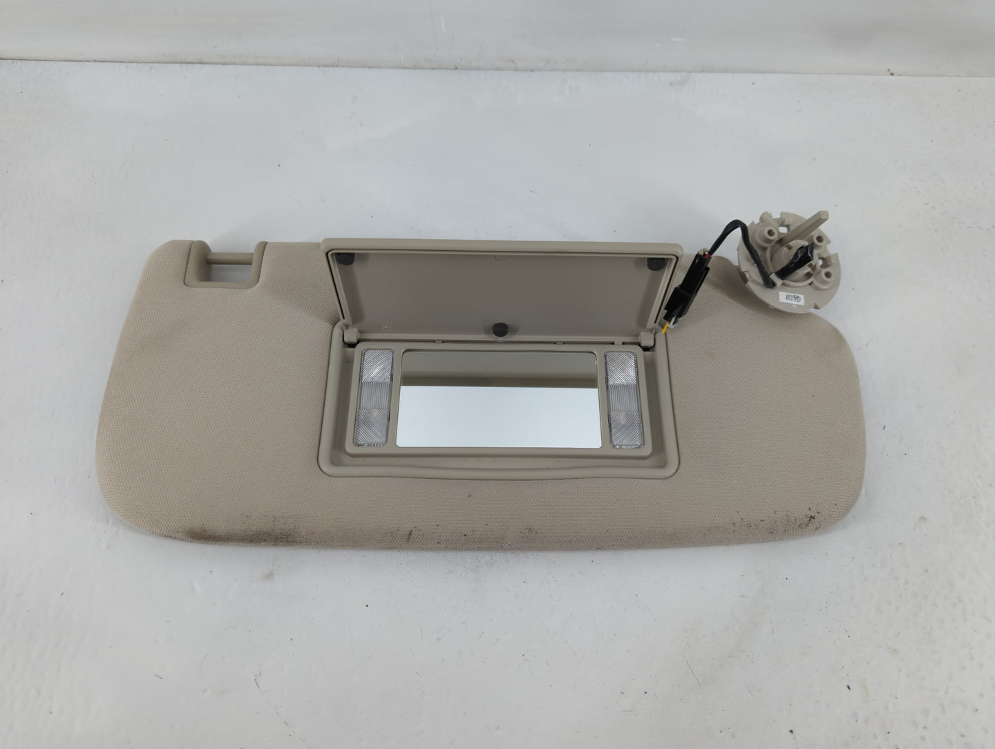 2011-2022 Dodge Durango Sun Visor Shade Replacement Passenger Right Mirror Fits OEM Used Auto Parts - Oemusedautoparts1.com