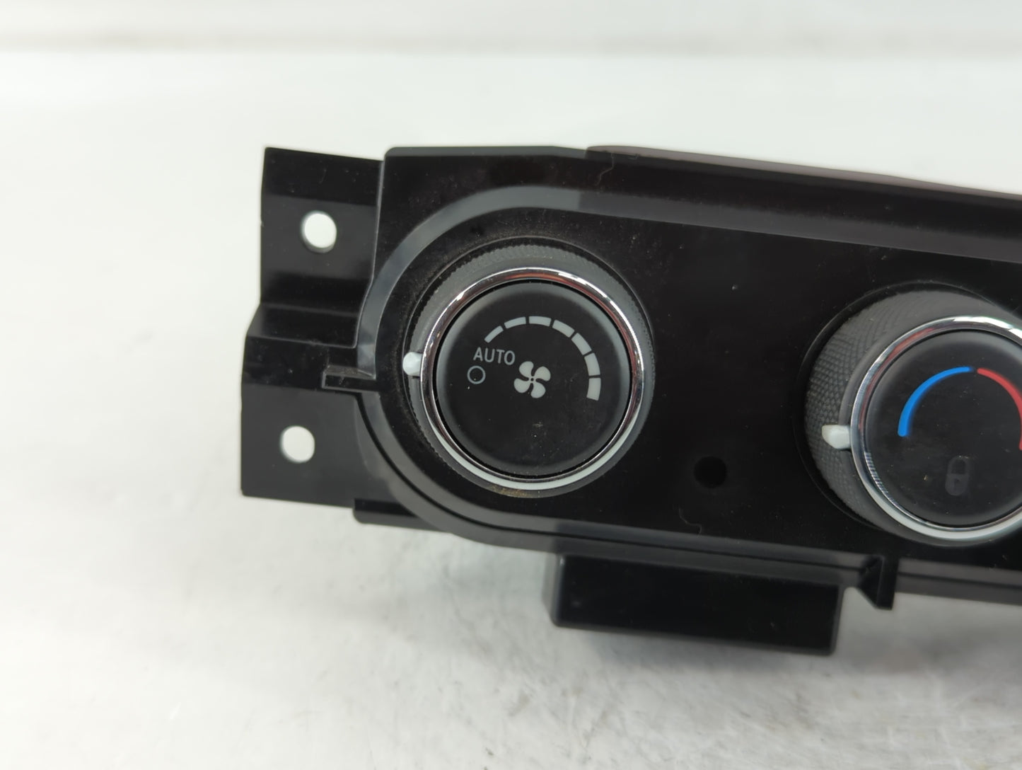 2016 Dodge Durango Climate Control Module Temperature AC/Heater Replacement P/N:68287297AA Fits OEM Used Auto Parts - Oemuse