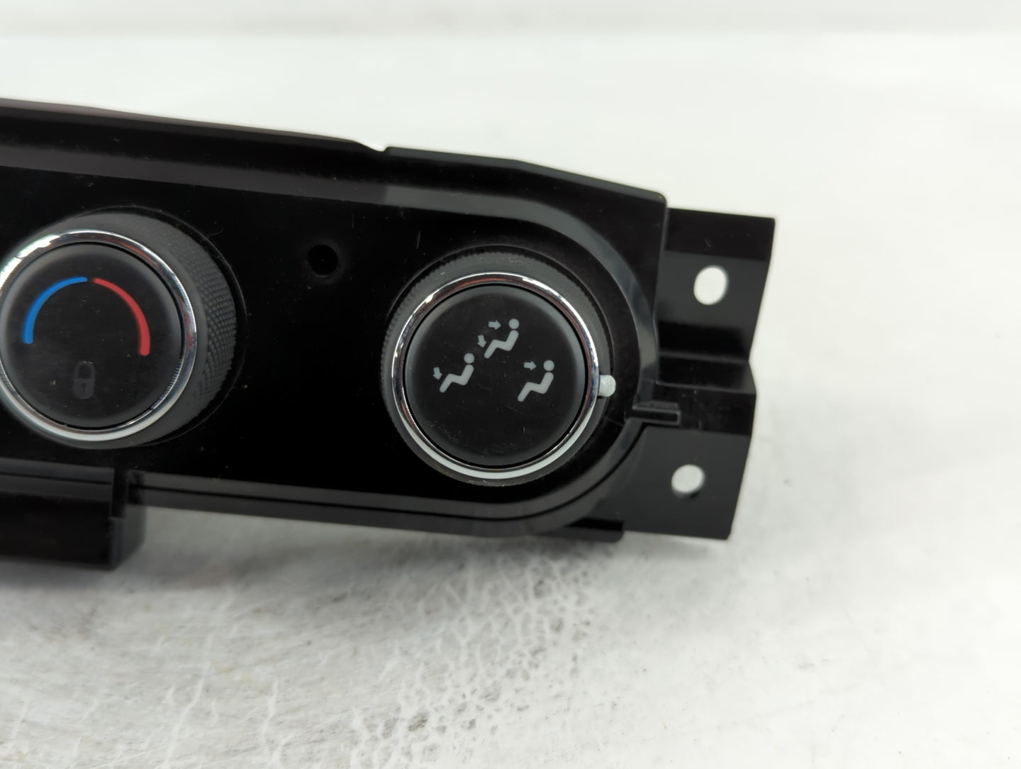2016 Dodge Durango Climate Control Module Temperature AC/Heater Replacement P/N:68287297AA Fits OEM Used Auto Parts - Oemuse