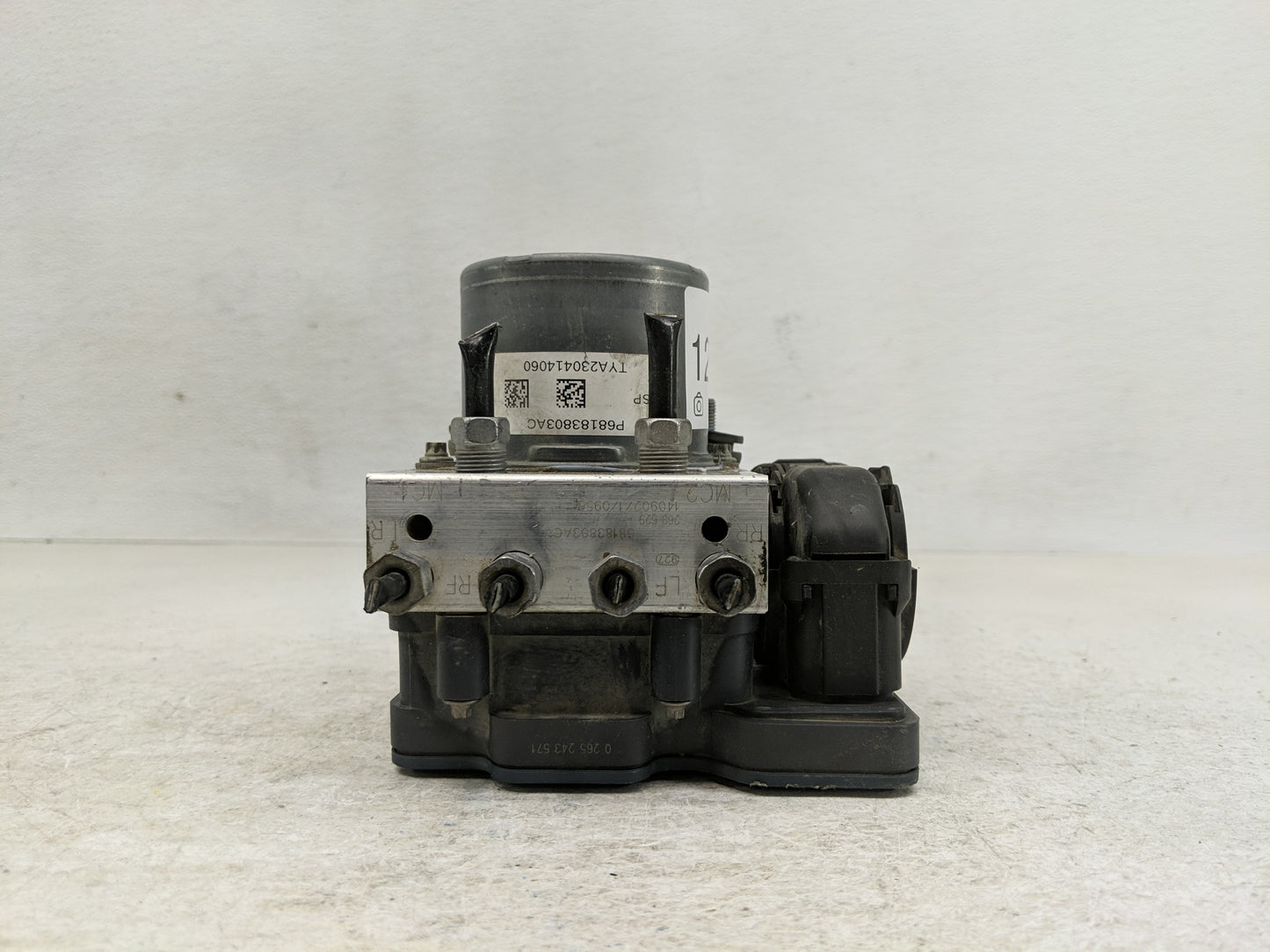 2015-2020 Dodge Grand Caravan ABS Pump Control Module Replacement P/N:68183803AC P68183803AC Fits OEM Used Auto Parts - Oemu