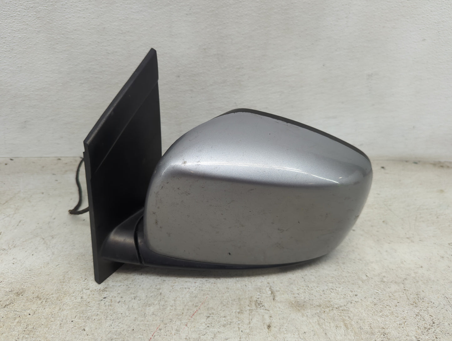2011-2020 Dodge Grand Caravan Passenger Side View Mirror - Right Door Mirror OEM Used - Oemusedautoparts1.com