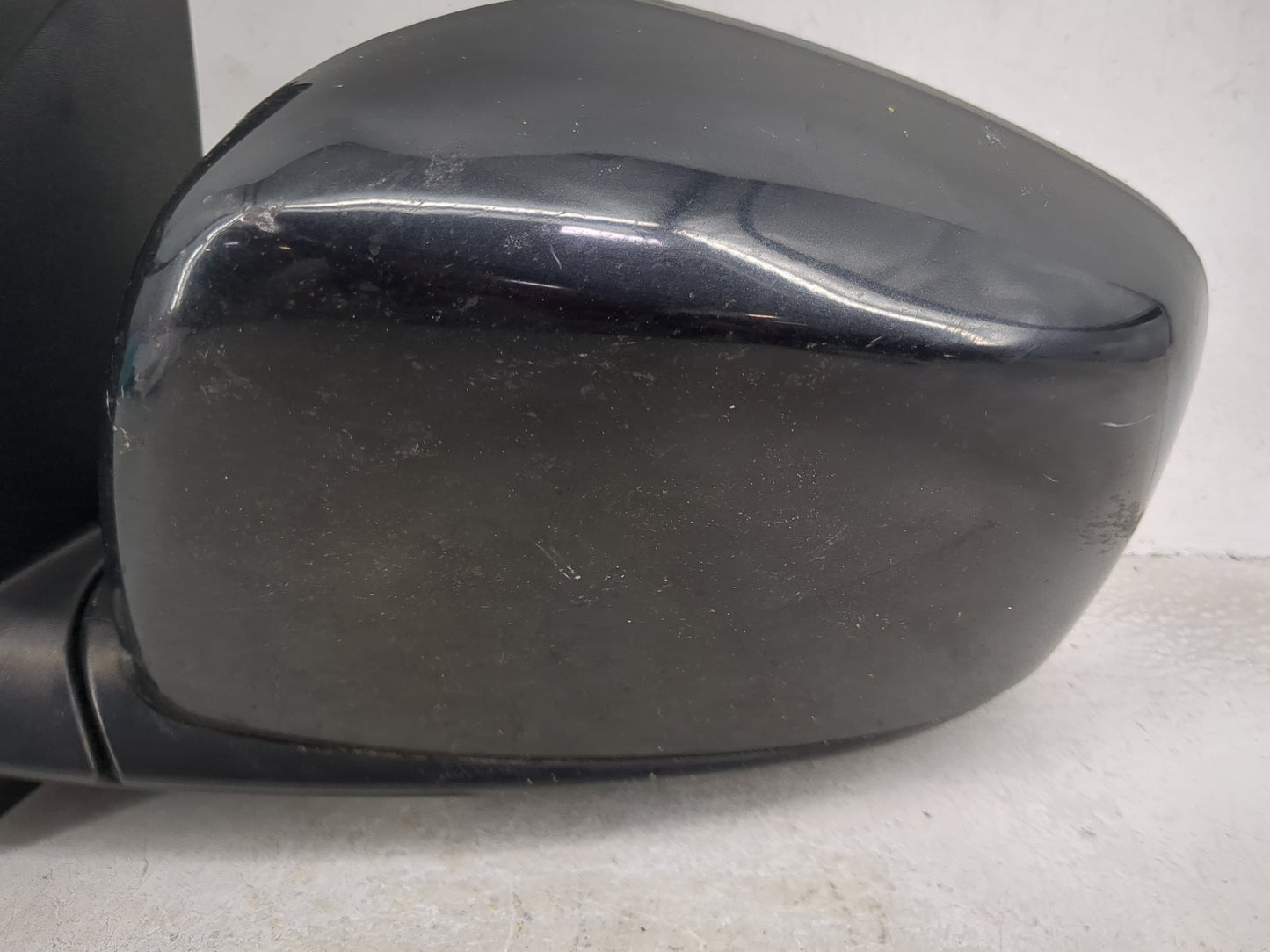 2011-2020 Dodge Grand Caravan Driver Side View Mirror - Left Door Mirror OEM Used - Oemusedautoparts1.com