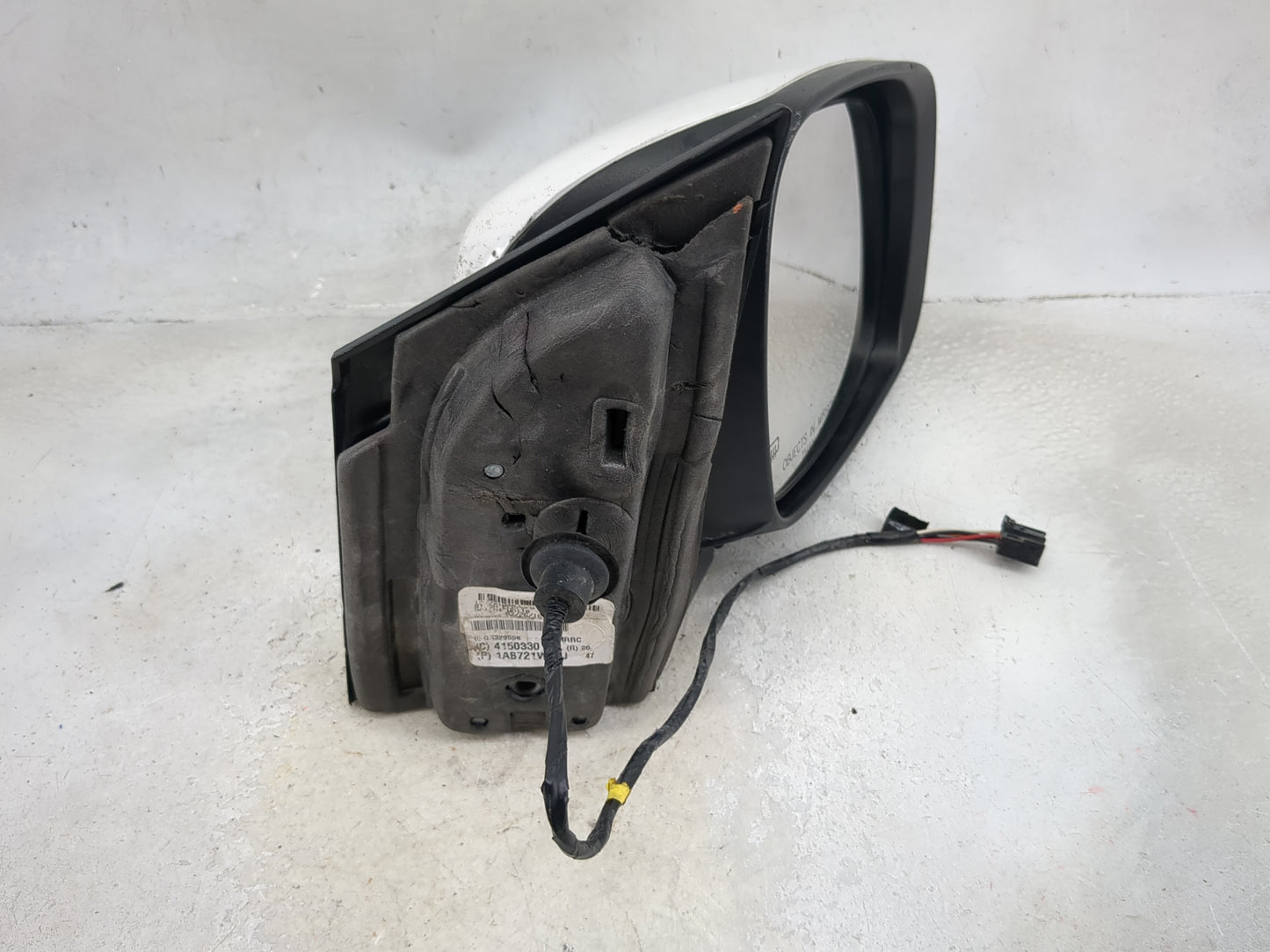 2011-2020 Dodge Grand Caravan Passenger Side View Mirror - Right Door Mirror OEM Used - Oemusedautoparts1.com