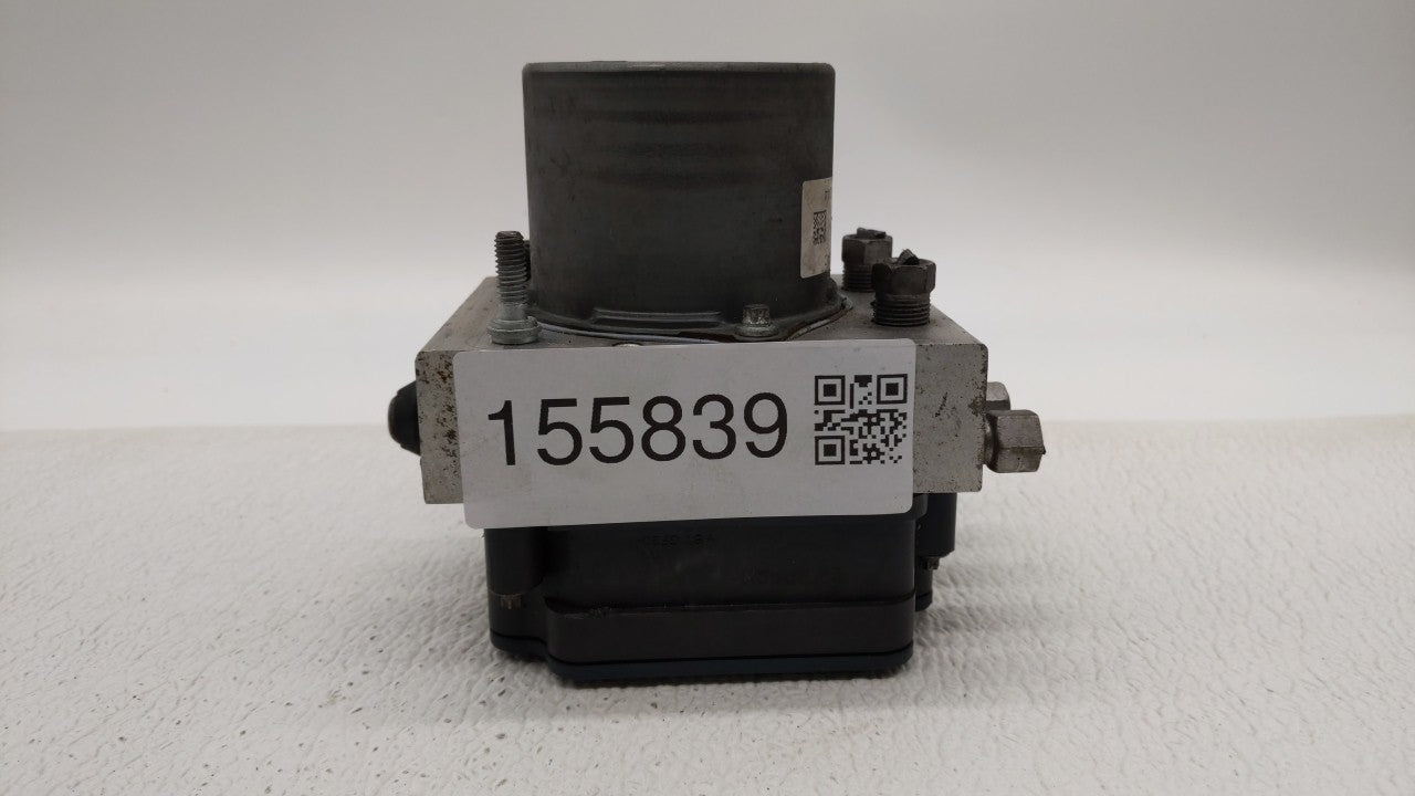 2015-2018 Dodge Grand Caravan ABS Pump Control Module Replacement P/N:P68183803AC 68183803AC Fits Fits 2015 2016 2017 2018 O