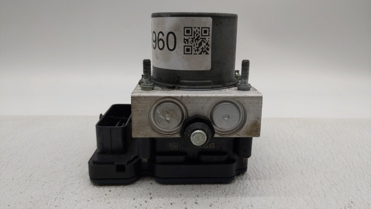 2015-2018 Dodge Grand Caravan ABS Pump Control Module Replacement P/N:P68183803AC 68183803AC Fits Fits 2015 2016 2017 2018 O