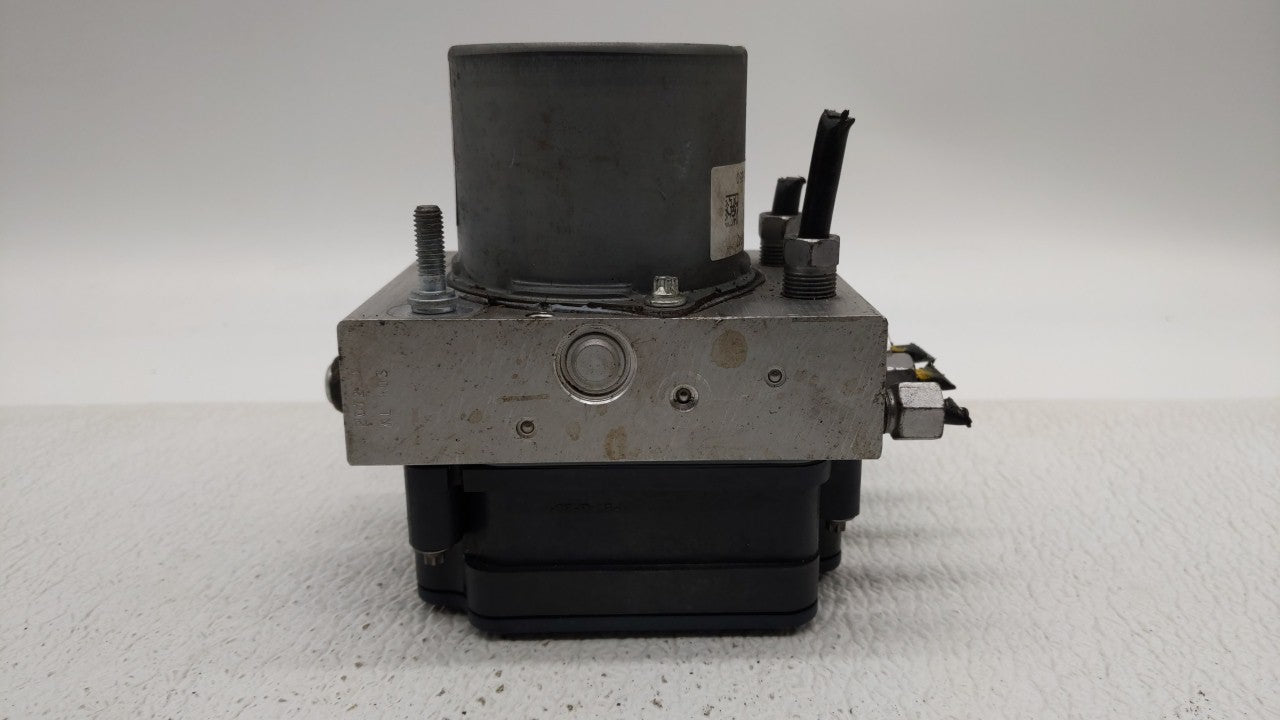 2015-2018 Dodge Grand Caravan ABS Pump Control Module Replacement P/N:P68183803AC 68183803AC Fits Fits 2015 2016 2017 2018 O