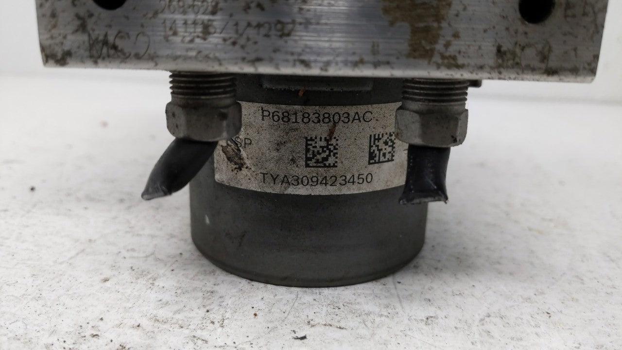 2015-2018 Dodge Grand Caravan ABS Pump Control Module Replacement P/N:P68183803AC 68183803AC Fits Fits 2015 2016 2017 2018 O