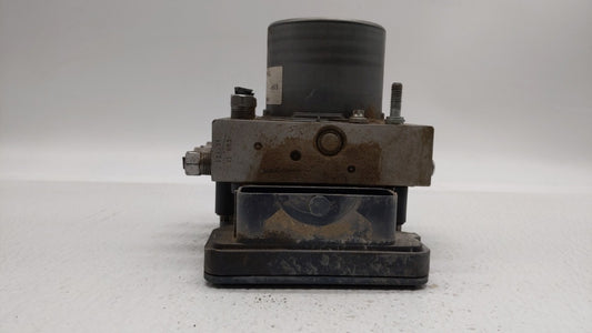 2015-2018 Dodge Grand Caravan ABS Pump Control Module Replacement P/N:P68183803AC 68183803AC Fits Fits 2015 2016 2017 2018 OEM Used Auto Parts