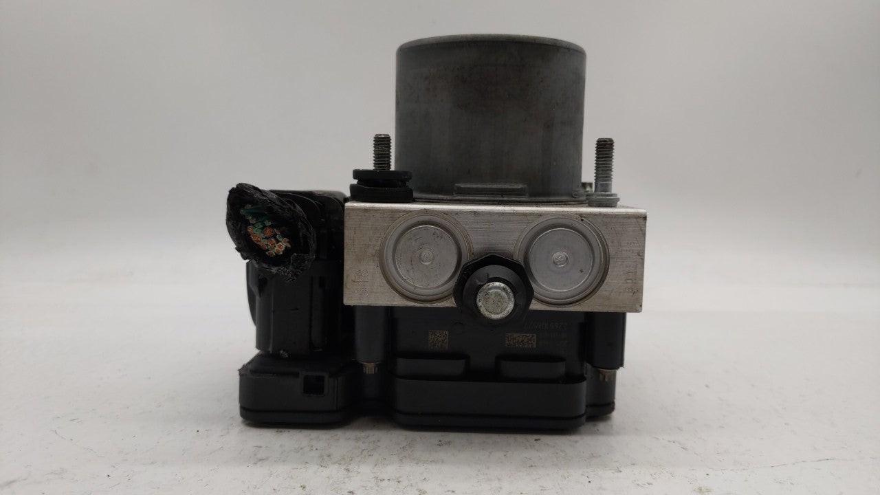 2015-2018 Dodge Grand Caravan ABS Pump Control Module Replacement P/N:P68183803AC 68183803AC Fits Fits 2015 2016 2017 2018 O