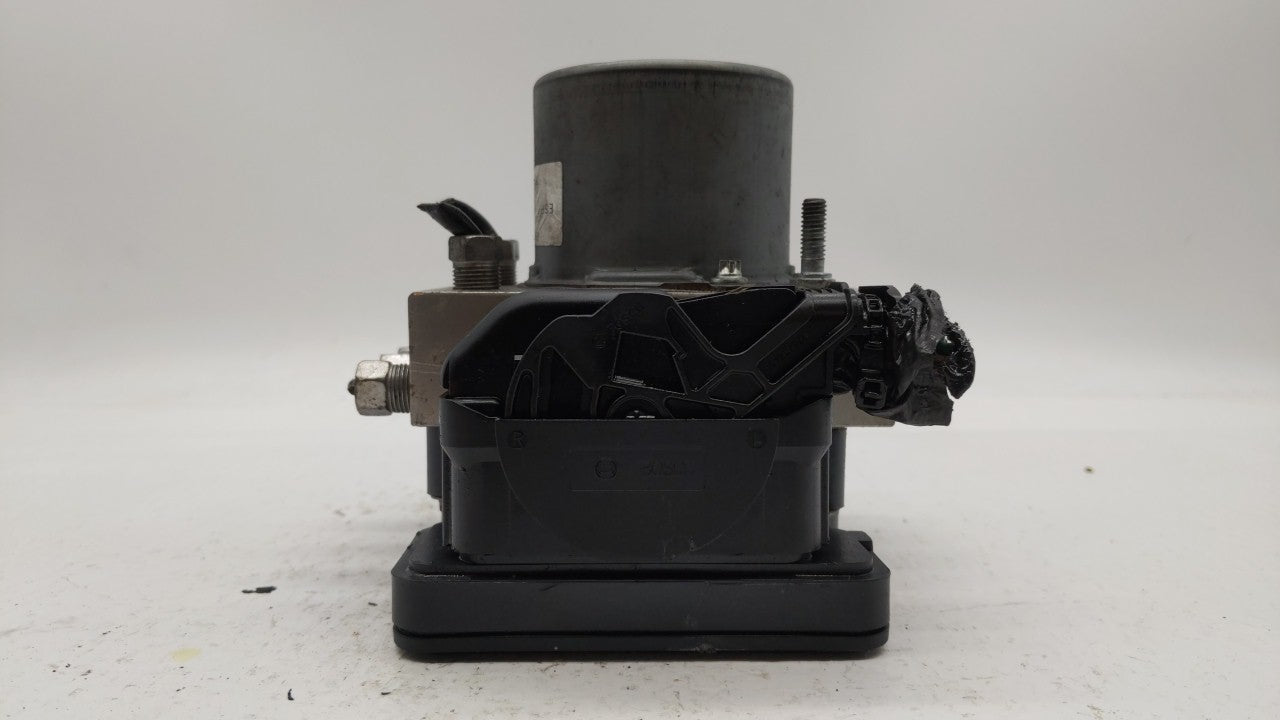 2015-2018 Dodge Grand Caravan ABS Pump Control Module Replacement P/N:P68183803AC 68183803AC Fits Fits 2015 2016 2017 2018 O