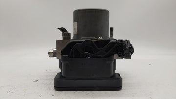 2015-2018 Dodge Grand Caravan ABS Pump Control Module Replacement P/N:P68183803AC 68183803AC Fits Fits 2015 2016 2017 2018 OEM Used Auto Parts