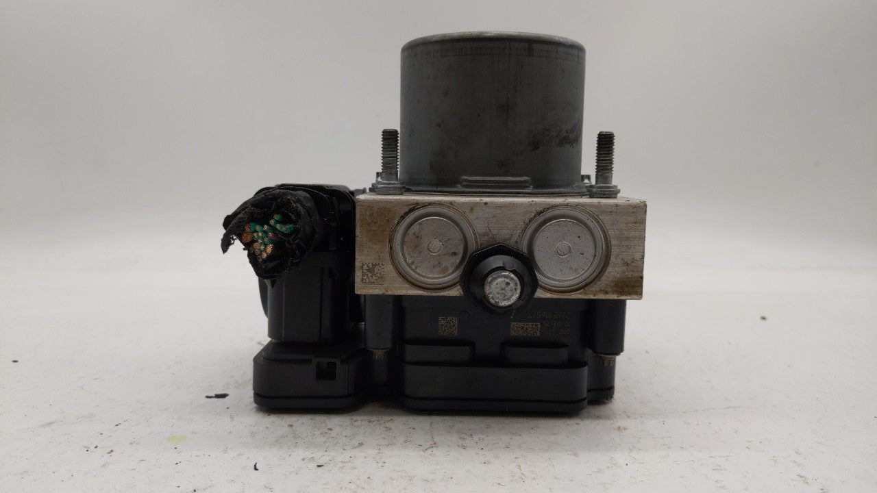 2015-2018 Dodge Grand Caravan ABS Pump Control Module Replacement P/N:P68183803AC 68183803AC Fits Fits 2015 2016 2017 2018 O