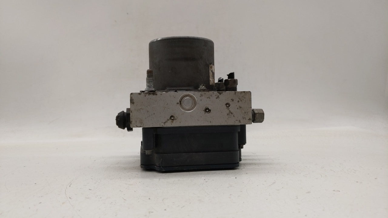 2015-2018 Dodge Grand Caravan ABS Pump Control Module Replacement P/N:P68183803AC 68183803AC Fits Fits 2015 2016 2017 2018 O