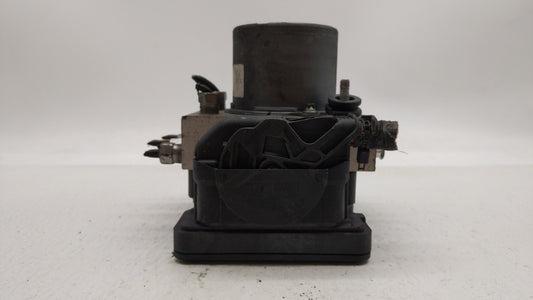 2015-2018 Dodge Grand Caravan ABS Pump Control Module Replacement P/N:P68183803AC 68183803AC Fits Fits 2015 2016 2017 2018 OEM Used Auto Parts