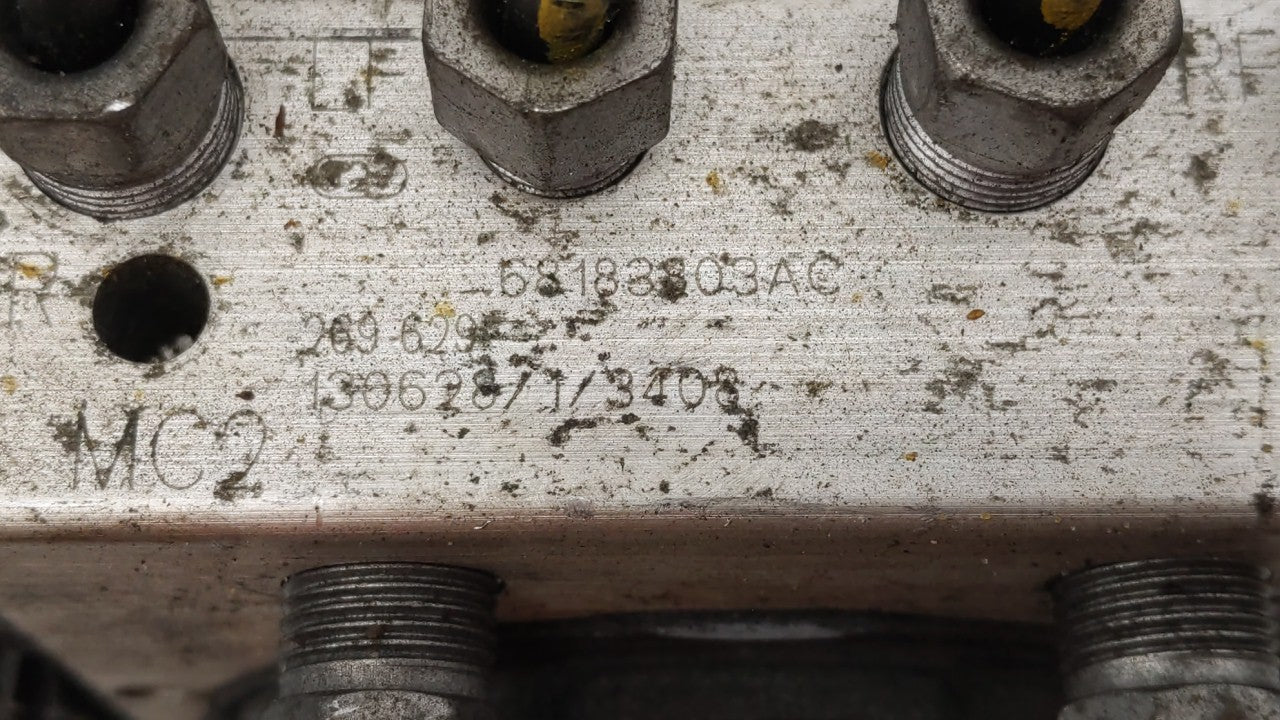 2015-2018 Dodge Grand Caravan ABS Pump Control Module Replacement P/N:P68183803AC 68183803AC Fits Fits 2015 2016 2017 2018 O