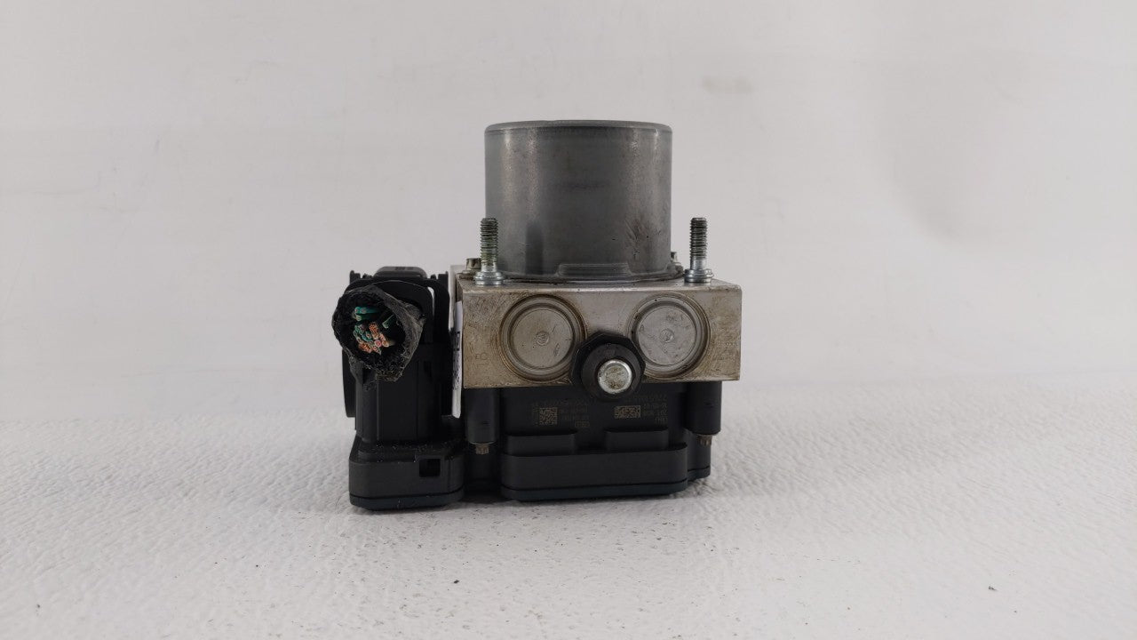 2015-2018 Dodge Grand Caravan ABS Pump Control Module Replacement P/N:P68183803AC 68183803AC Fits Fits 2015 2016 2017 2018 O