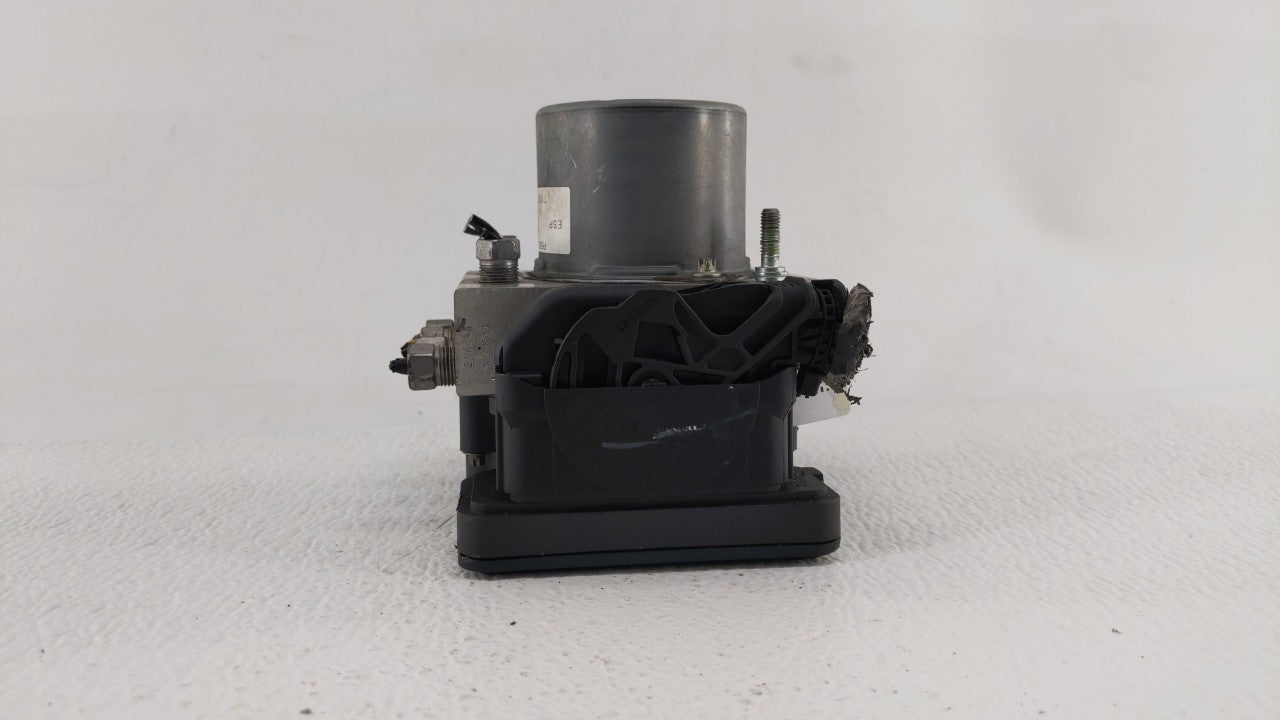 2015-2018 Dodge Grand Caravan ABS Pump Control Module Replacement P/N:P68183803AC 68183803AC Fits Fits 2015 2016 2017 2018 O