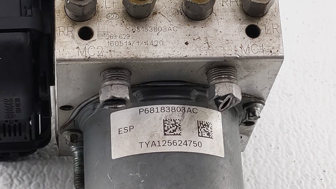 2015-2018 Dodge Grand Caravan ABS Pump Control Module Replacement P/N:P68183803AC 68183803AC Fits Fits 2015 2016 2017 2018 O