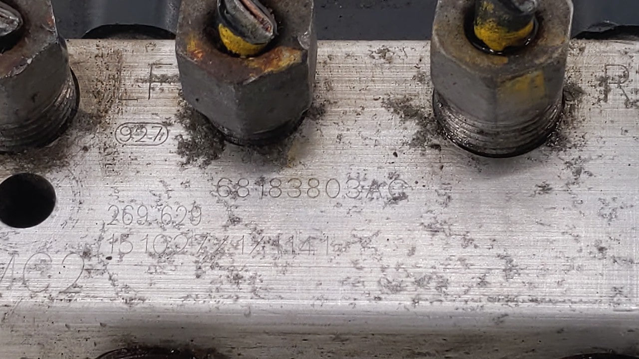 2015-2018 Dodge Grand Caravan ABS Pump Control Module Replacement P/N:P68183803AC 68183803AC Fits Fits 2015 2016 2017 2018 O