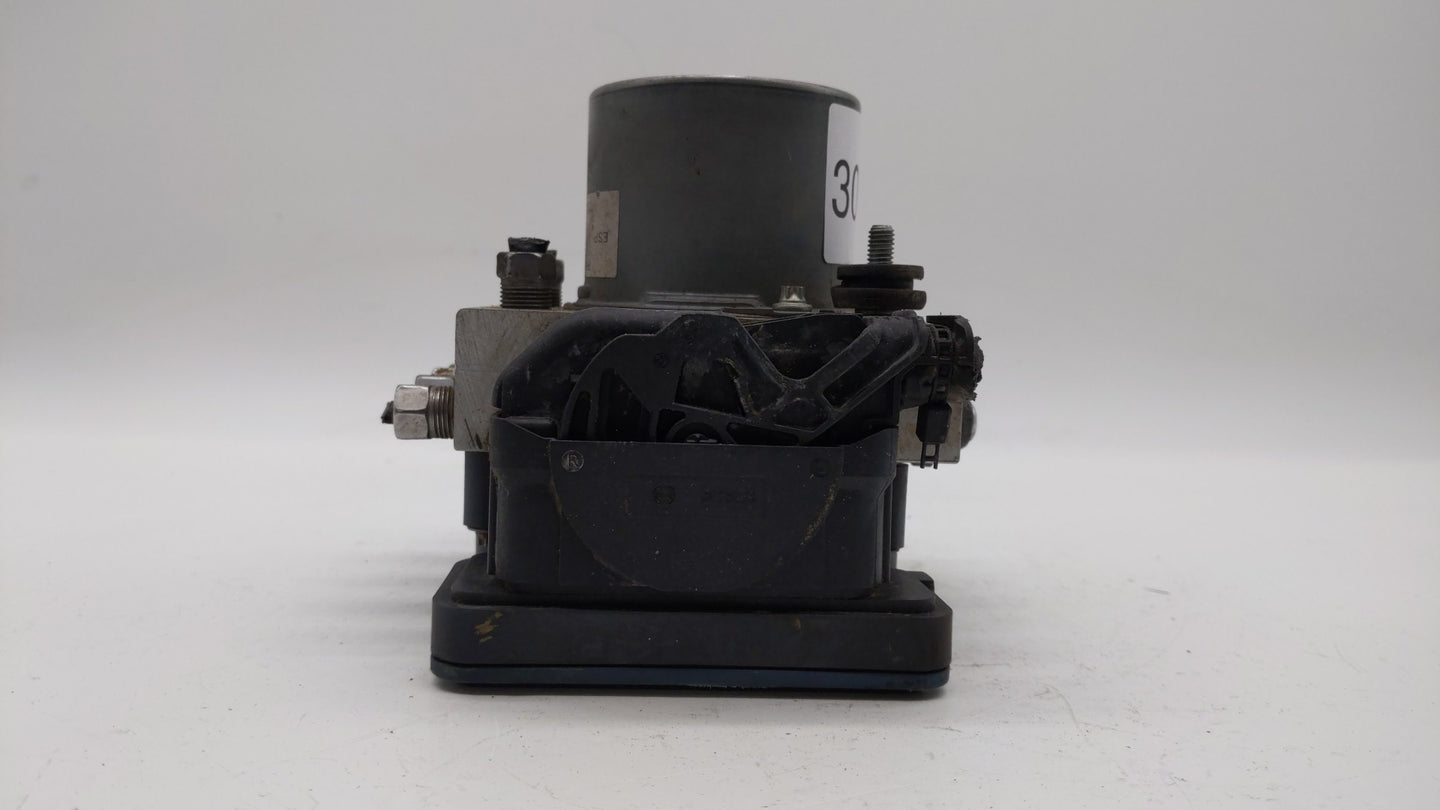 2015-2018 Dodge Grand Caravan ABS Pump Control Module Replacement P/N:P68183803AC 68183803AC Fits Fits 2015 2016 2017 2018 O