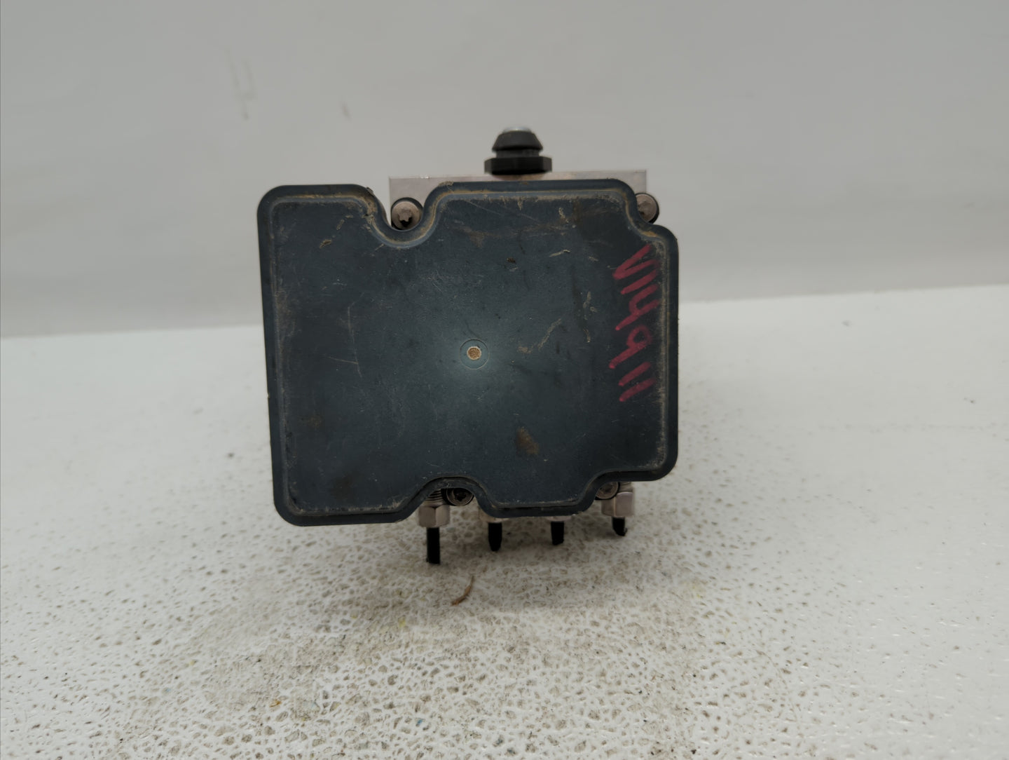 2015-2018 Dodge Grand Caravan ABS Pump Control Module Replacement P/N:68183803AC P68183803AC Fits Fits 2015 2016 2017 2018 O