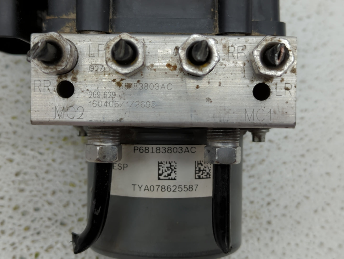 2015-2018 Dodge Grand Caravan ABS Pump Control Module Replacement P/N:68183803AC P68183803AC Fits Fits 2015 2016 2017 2018 O