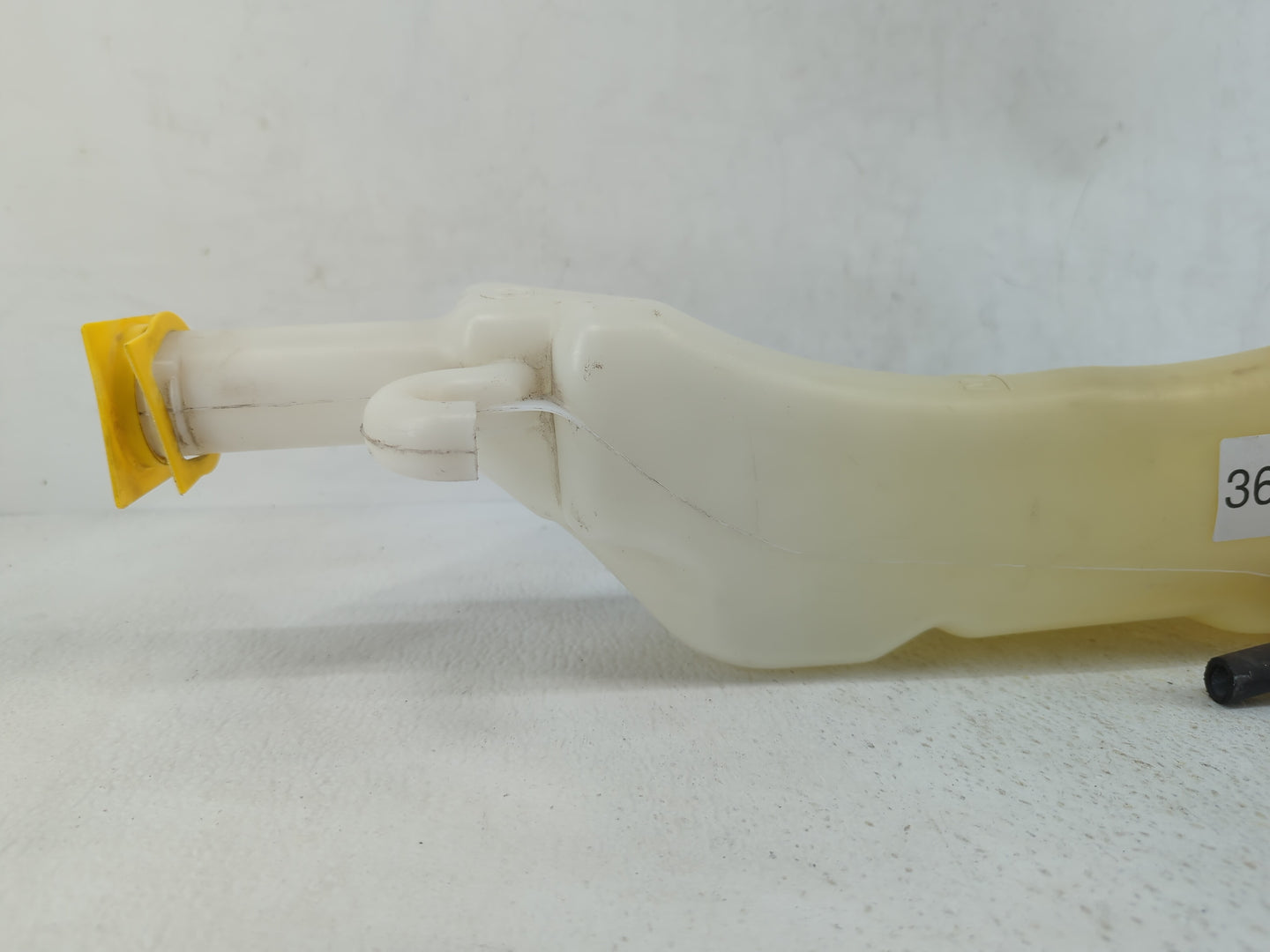 2008 Dodge Grand Caravan Radiator Coolant Overflow Expansion Tank Bottle - Oemusedautoparts1.com