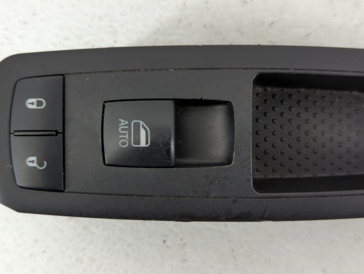 2016 Dodge Grand Caravan Passenger Right Power Window Switch 68298088aa - Oemusedautoparts1.com